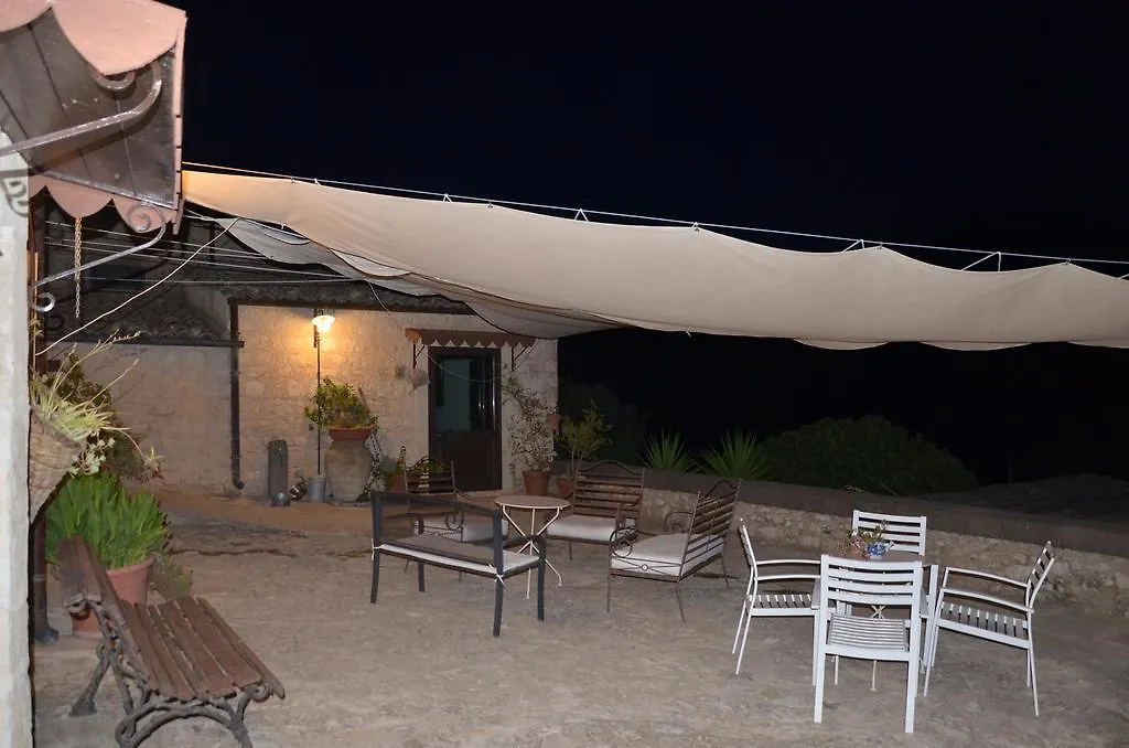 Alloggio per agriturismo Le Case Di S. Andrea Buccheri